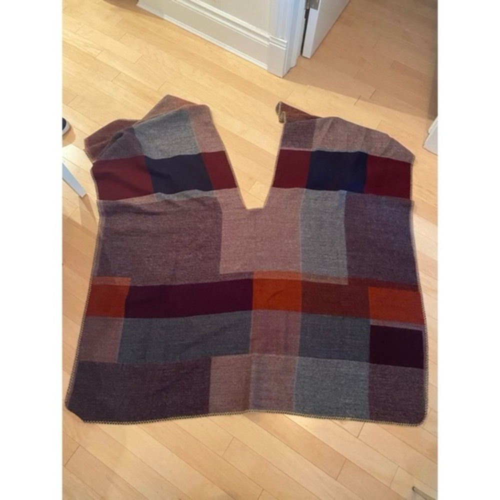 Italian Patchwork Shawl - Picture 2 of 3
